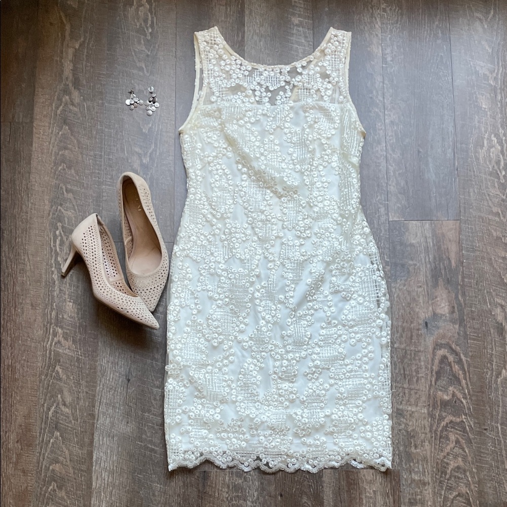 Calvin Klein Elegant Lace sheath mini Dress - white/Cream sleeveless